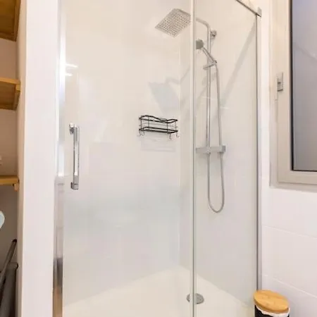 3 Pièces à 5 Min De La Frontière De Monaco Apartamento *