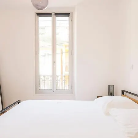 3 Pièces à 5 Min De La Frontière De Monaco Beausoleil