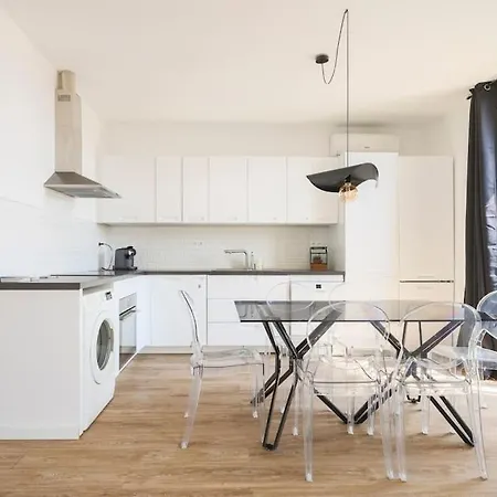 Apartment 3 Pieces A 5 Min De La Frontiere De Monaco *